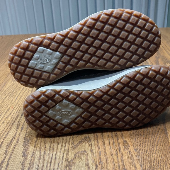 Chaco Women’s Borealis Quilted Waterproof Snow Boots Size 7 - Picture 4 of 5